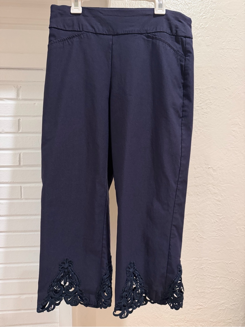 Charter Club Navy Capris Pants with Lace Trim Size 10 Elegant Soft
